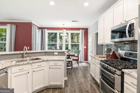 Kitchen - 3422 Blaisdell Rd, Buford, GA 30519 photo 5 of 7