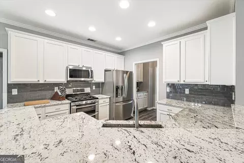 Kitchen - 3422 Blaisdell Rd, Buford, GA 30519 photo 4 of 7