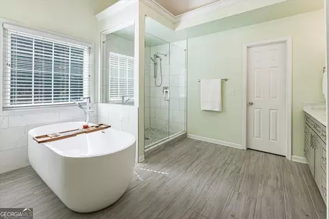 Bath - 3422 Blaisdell Rd, Buford, GA 30519 photo 5 of 8