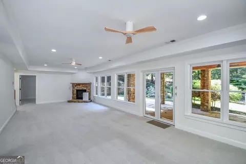 Living - 1695 Windsor Cv, Milton, GA 30004 photo 15 of 16