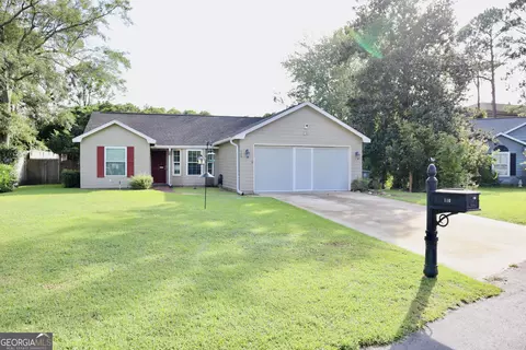 110 Azalea Ct, Kingsland, GA 31548