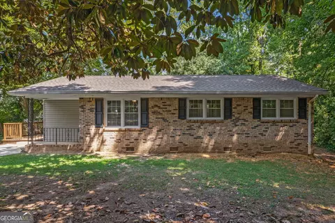 2840 Somerton Dr, Morrow, GA 30260