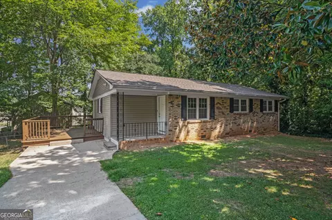 2840 Somerton Dr, Morrow, GA 30260 photo 4