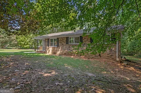 2840 Somerton Dr, Morrow, GA 30260 photo 3