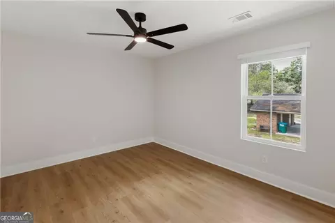 Bedroom - 406 S Ash St, Springfield, GA 31329 photo 7 of 8