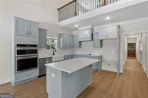 Kitchen - 406 S Ash St, Springfield, GA 31329 photo 1 of 4