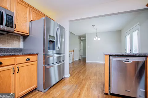 Kitchen - 20 River Oak Ct, Temple, GA 30179 photo 3 of 3