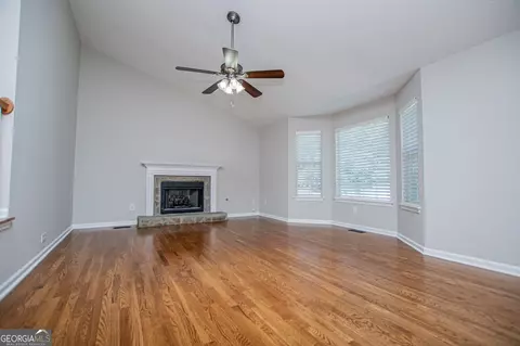 Living - 20 River Oak Ct, Temple, GA 30179 photo 4 of 5