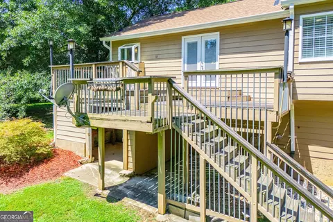 Exterior - 20 River Oak Ct, Temple, GA 30179 photo 7 of 14