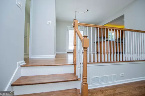 Entry Way - 20 River Oak Ct, Temple, GA 30179 photo 5 of 7