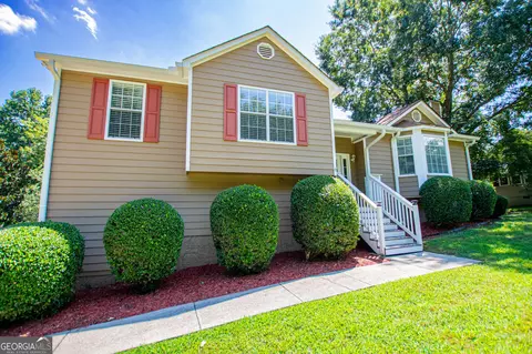Exterior - 20 River Oak Ct, Temple, GA 30179 photo 2 of 14