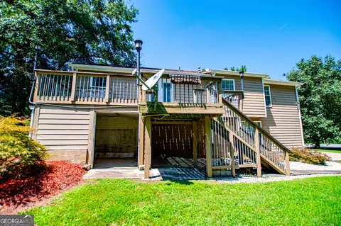 Exterior - 20 River Oak Ct, Temple, GA 30179 photo 11 of 14