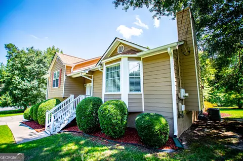 Exterior - 20 River Oak Ct, Temple, GA 30179 photo 3 of 14
