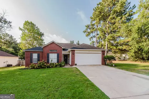 111 Saint Brendands Dr, Bonaire, GA 31005