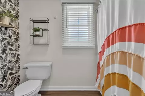 Bath - 3635 Chartwell Dr, Suwanee, GA 30024 photo 5 of 6