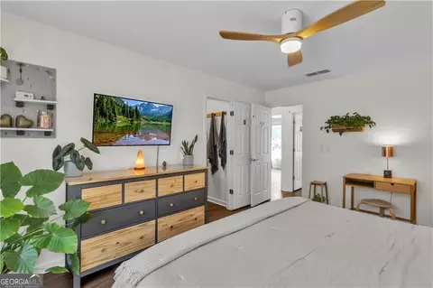 Bedroom - 3635 Chartwell Dr, Suwanee, GA 30024 photo 6 of 10