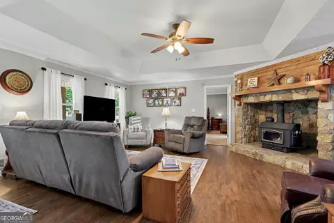 Living - 305 Hillview Rd, Hampton, GA 30228 photo 1 of 1