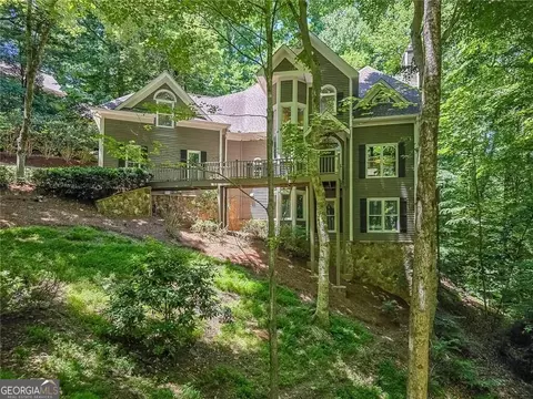 3712 Frederica Rd, Berkeley Lake, GA 30096