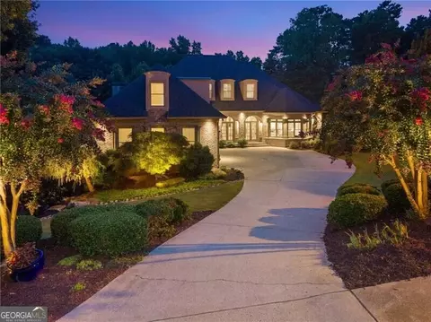 2915 Spindletop Dr, Cumming, GA 30041