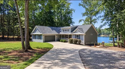 232 River Lake Dr, Eatonton, GA 31024