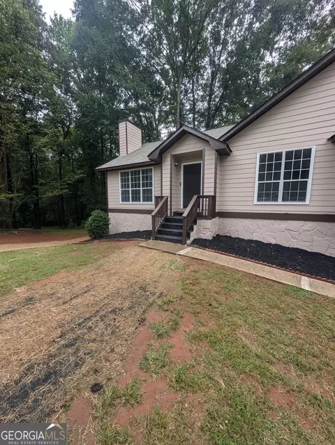 656 River Bend Dr, Jonesboro, GA 30238