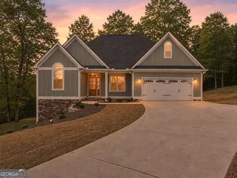 49 Caspian Trl, Ellijay, GA 30536