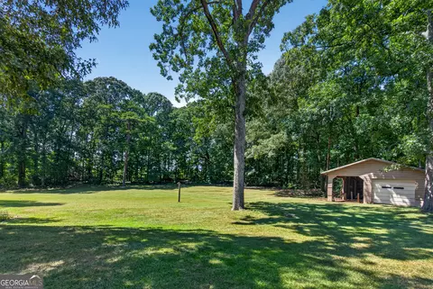 Exterior - 106 Iris Dr, Lagrange, GA 30241 photo 7 of 8
