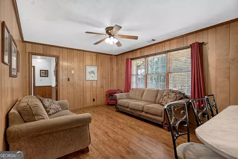 Living - 106 Iris Dr, Lagrange, GA 30241 photo 2 of 2
