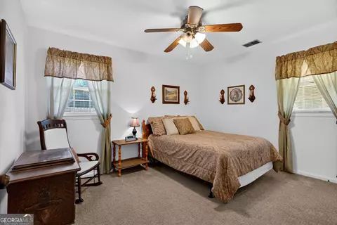 Bedroom - 106 Iris Dr, Lagrange, GA 30241 photo 3 of 3