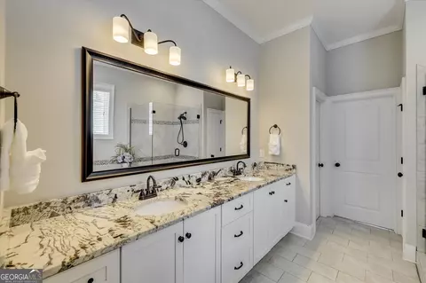 Bath - 4324 Sabal Dr, Evans, GA 30809 photo 1 of 7