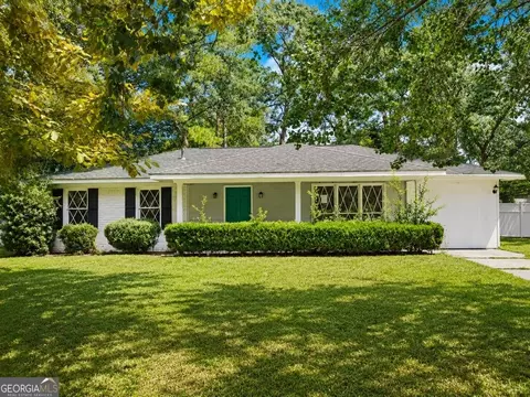 508 Red Oak Dr, Savannah, GA 31419