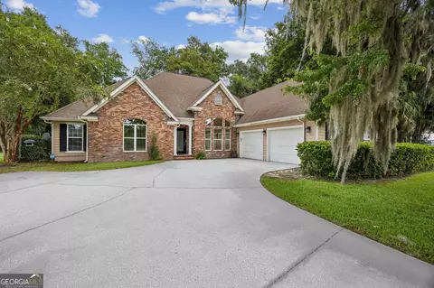 912 Riverview Dr E, Saint Marys, GA 31558