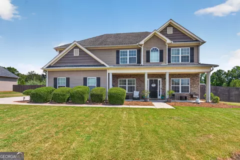 Exterior - 124 Hamilton Lake Dr, Lagrange, GA 30241 photo 4 of 8