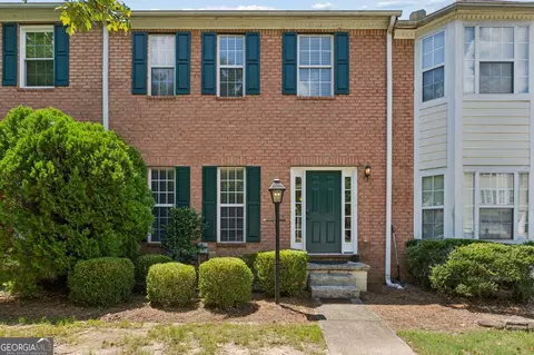 2076 Pinnacle Pointe Dr, Norcross, GA 30071