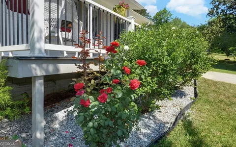 Exterior - 102 Cherry St, Toccoa, GA 30577 photo 1 of 13