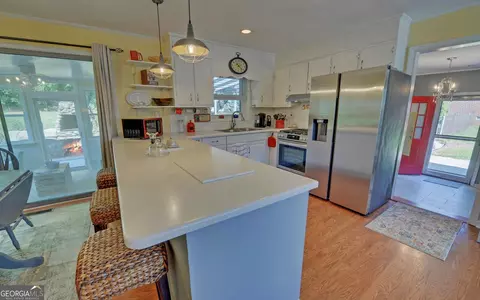 Kitchen - 102 Cherry St, Toccoa, GA 30577 photo 1 of 2