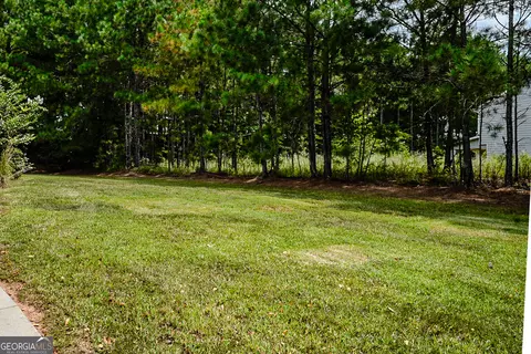 Exterior - 230 River Meadow Dr, Lagrange, GA 30241 photo 2 of 5