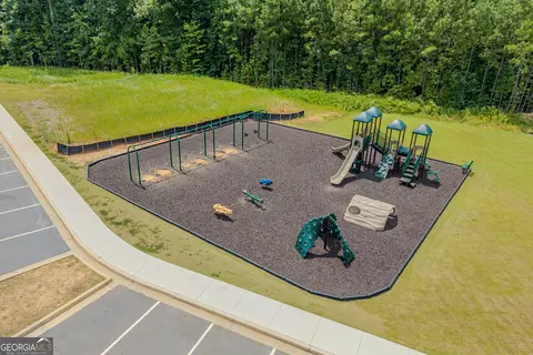 View/Area - 230 River Meadow Dr, Lagrange, GA 30241 photo 5 of 11