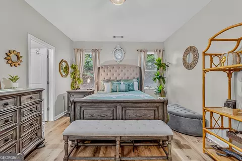Bedroom - 230 River Meadow Dr, Lagrange, GA 30241 photo 2 of 4