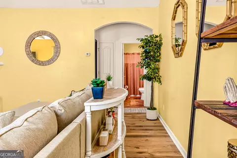 Entry Way - 230 River Meadow Dr, Lagrange, GA 30241 photo 2 of 3