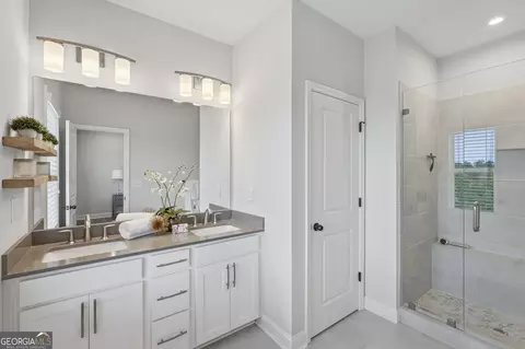 Bath - 3420 Hardy St, Duluth, GA 30096 photo 1 of 2