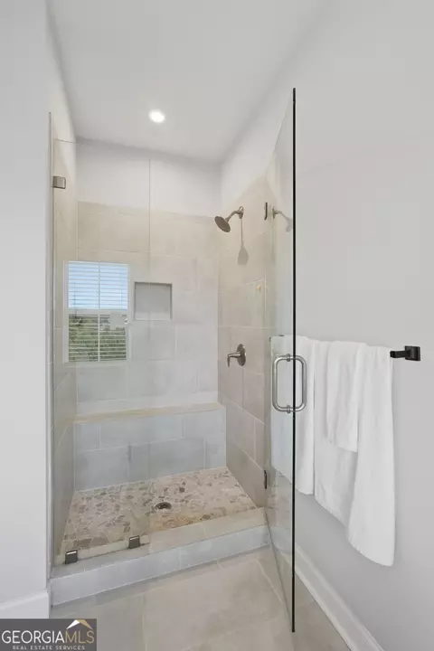 Bath - 3420 Hardy St, Duluth, GA 30096 photo 2 of 2