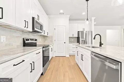 Kitchen - 196 Talon Dr SE, Rydal, GA 30171 photo 1 of 2