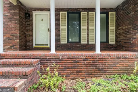 Exterior - 760 Pine Needle Rd, Hampton, GA 30228 photo 5 of 8