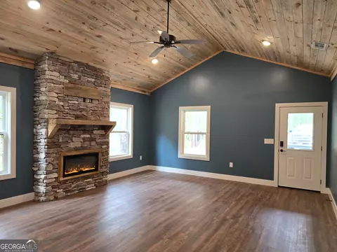 Living - 1152 Clarks Bridge Rd, Stapleton, GA 30823 photo 2 of 3