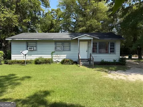 1029 Clark Ave, Albany, GA 31705