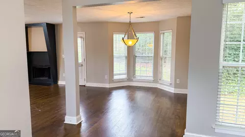 Living - 3339 Benthollow Ln, Duluth, GA 30096 photo 6 of 6