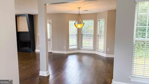 Living - 3339 Benthollow Ln, Duluth, GA 30096 photo 1 of 5