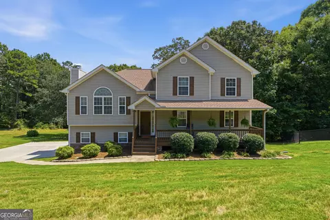71 Hopkins Farm Dr, Adairsville, GA 30103
