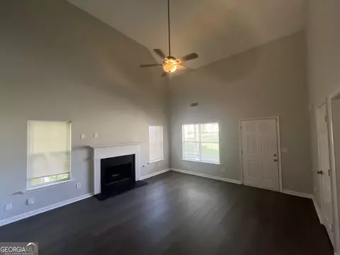 Living - 35 Creekview Ct, Covington, GA 30016 photo 2 of 4